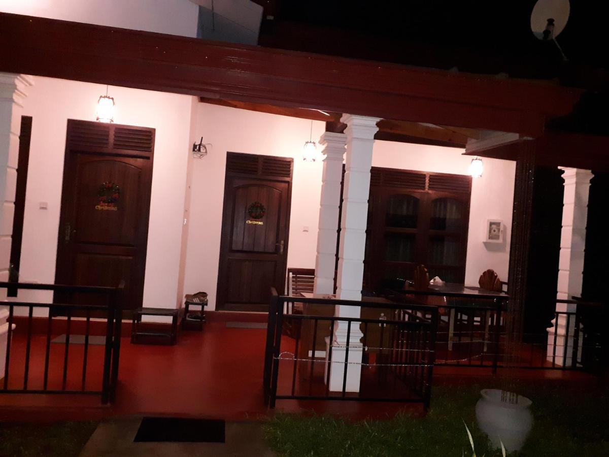 Sigiri Hibiscus Villa Sigiriya Exterior foto